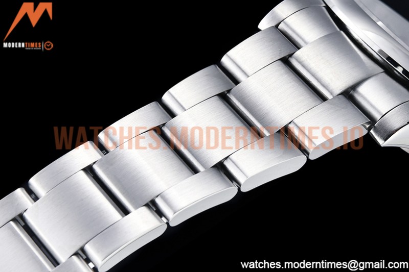 Rolex - Oyster Pert 36mm 904 126000 SS/SS Bubble KRF A2824