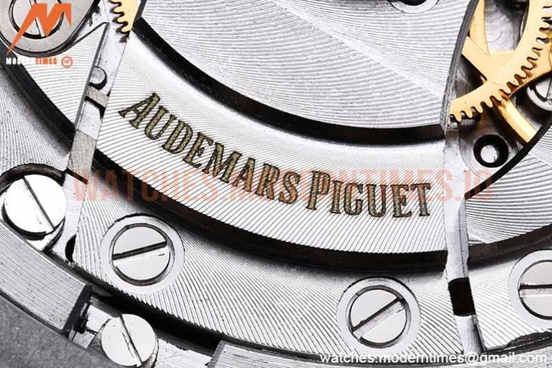 Audemars Piguet - Royal Oak Offshore Diver Dis 15703 SS/RU ZF V2 A3120