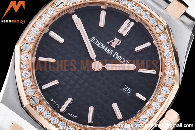 Audemars Piguet - Royal Oak Ladies 67650SR 33mm RG/SS Black JJF Qtz