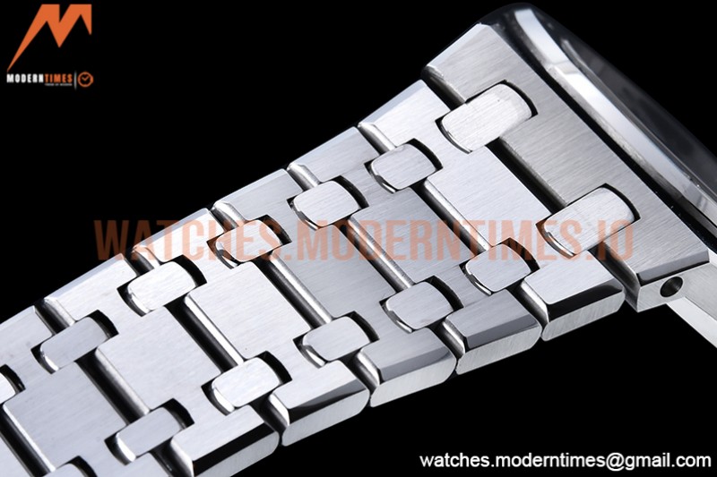 Audemars Piguet - Royal Oak Ladies 67650ST 33mm SS/SS Blue JJF Quartz