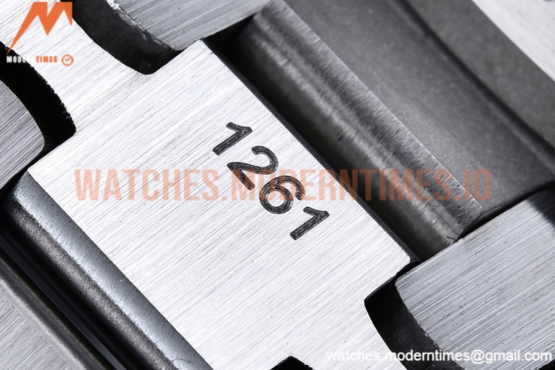 Audemars Piguet - Royal Oak Ladies 67651ST 33mm Dia SS/SS White JJF Qtz