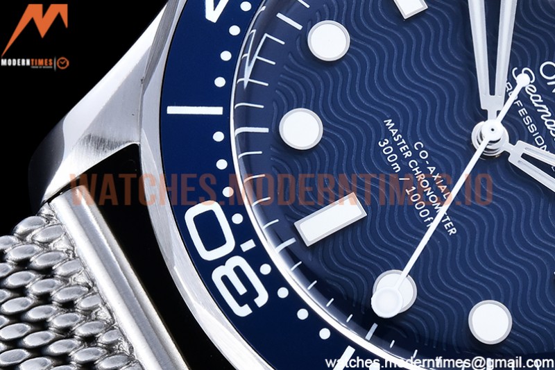 Omega - Seamaster 300 James Bond 60th Anni SS/SS VSF A8806