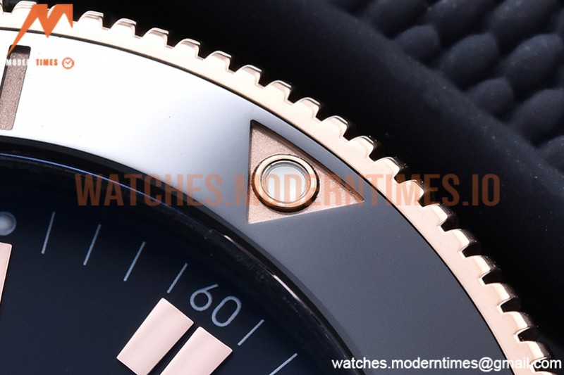 Breitling - Superocean Heritage II 42mm DLC/RG/RU Black GF A2824