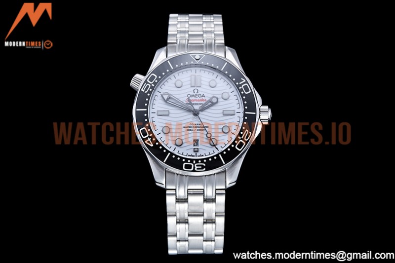 Omega - Seamaster 300m 2018 Blk SS/SS White GDF MY8215