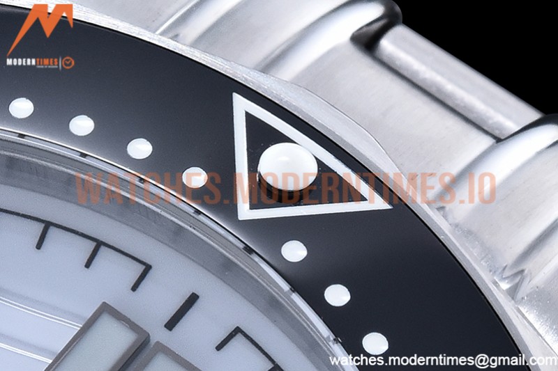 Omega - Seamaster 300m 2018 Blk SS/SS White GDF MY8215