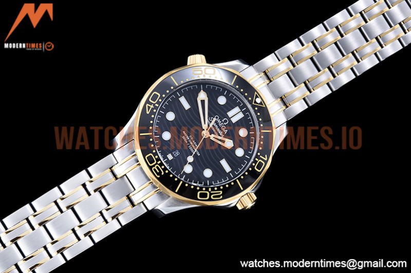 Omega - Seamaster 300m 2018 Blk YG/SS Black GDF MY8215