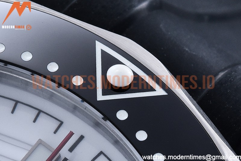 Omega - Seamaster 300m 2018 Blk SS/RU White GDF MY8215