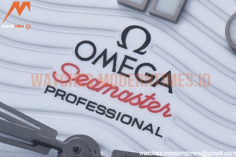 Omega - Seamaster 300m 2018 Blk SS/RU White GDF MY8215